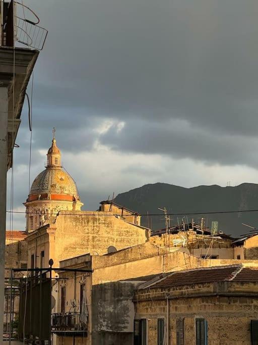 Terrazza Sul Mercato. Your House In Ballaro Palermo